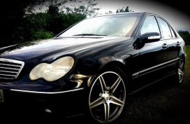 Mercedes-Benz C200 2001 for sale 