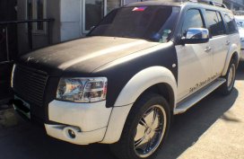 Ford Everest 4x2 2009 A/T like new for sale