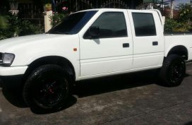 1999 Isuzu Fuego pick up 4x2 for sale