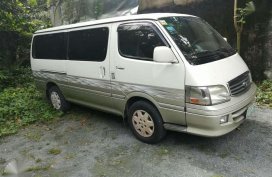 Toyota Hiace Super Grandia J 2002 model for sale