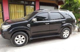 2010 Toyota Fortuner G black for sale