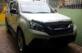 Isuzu Mu-x  2015 for sale