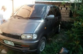 Like New Nissan Serena for sale