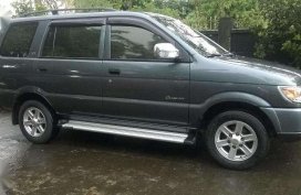 Isuzu Crosswind xt 2010 model for sale
