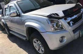 2010 Isuzu Dmax Ls AT Silver Pickup For Sale 