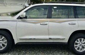 New TOYOTA LAND CRUISER PREMIUM 2018  For Sale 