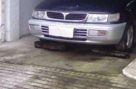 Mitsubishi space wagon 1997 model for sale