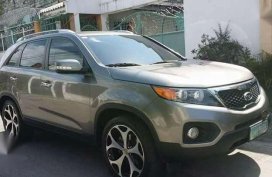 FOR SALE Kia Sorento 2010