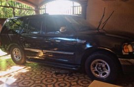 For sale! Ford Expedition 2000 model.
