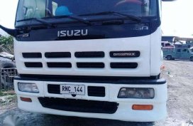 For sale 2013 Isuzu Cargo Giga wing van