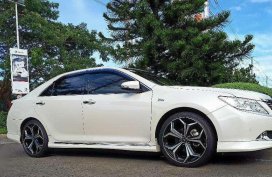 Toyota Camry 2.5V 2014 FOR SALE