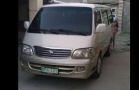 Toyota Super Grandia 5.0 MT White Van For Sale 