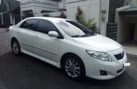 Well-kept Toyota Corolla Altis 2010 for sale