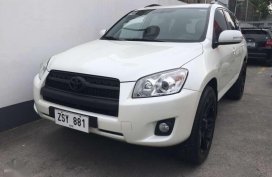 FOR SALE TOYOTA RAV4 like new 2009