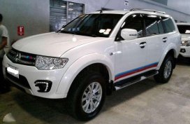 2015 MITSUBISHI Montero Sports GLX MT 2.5 Dsl savannah white