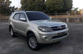 Toyota Fortuner G Diesel 2006 Grey For Sale 
