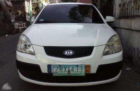 2008 Kia Rio gas matic FOR SALE