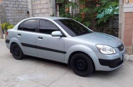 Kia Rio 2006 model Manual trans FOR SALE