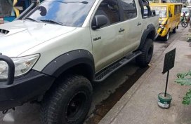 Toyota Hilux E 2013 Manual Silver Pickup For Sale 