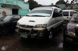 Hyundai Starex 2001 AT White Van For Sale 