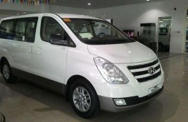 2018 Hyundai Grand Starex P98K DP GLS VGT 25L CRDI AT No Excise Tax