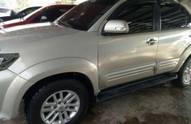 Toyota Fortuner G 2012 FOR SALE