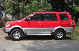 Isuzu Crosswind XUV 2006 Manual Red For Sale 