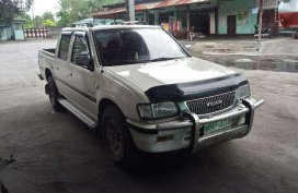 Isuzu Fuego 2000 Model for sale
