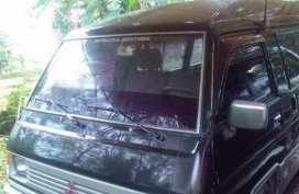 For sale slightly used Mitsubishi L300 van 1998