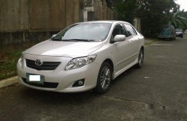 Well-maintained Toyota Corolla Altis 2010 for sale
