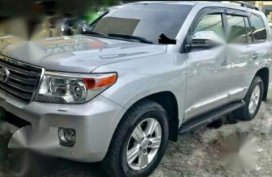 FOR SALE 2018 Toyota Land Cruiser - 2011 Ferrari 458 Italia