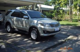 Toyota Fortuner 2012 4x2 AT Silver SUV For Sale 