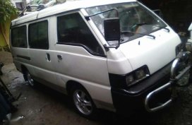 Hyundai Grace D4BX 1998 Manual White For Sale 