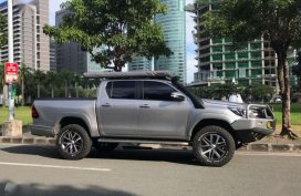 2017 Toyota Hilux 4x4 AT Silver Pickup For Sale 