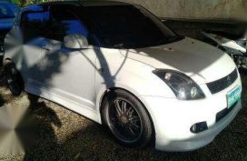 2006 Suzuki Swift Pearl White Pormado for sale 