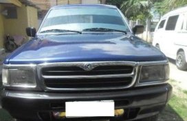 Rush sale Mazda B2500 pickup