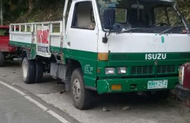 Like New Isuzu Elf for sale