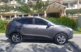 Rush sale. Hyundai Tucson 4X4 CRDI Diesel 2011