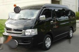 Toyota gl Grandia automatic black 2014 for sale