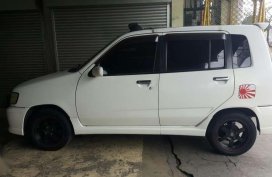 Nissan Cube white for sale