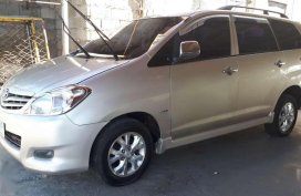 Toyota Innova E 2010 for sale