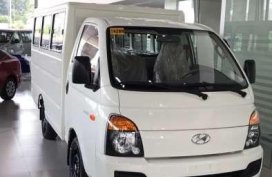 For sale 2018 Hyundai H100 dual aircon 98K all in