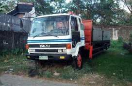 Isuzu Forward Boom Truck 2002 model for sale