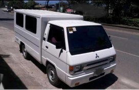 Mitsubishi L300 van model 2014 for sale