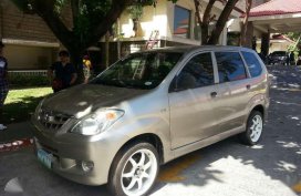Toyota Avanza 2011 1st owner Beige For Sale 
