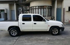 Toyota Hilux 2002 for sale 