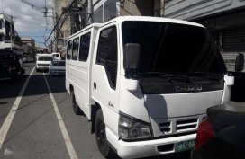 2008  Isuzu Nhr for sale