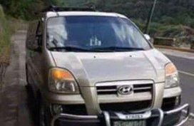 Hyundai Starex Rgx 2004 AT Beige For Sale 