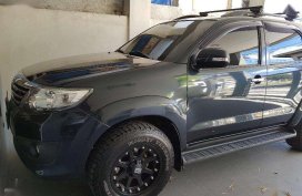 Toyota Fortuner G 2012 Automatic Gray SUv For Sale 