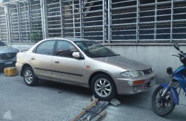 Mazda 323 familia 1998 for sale 